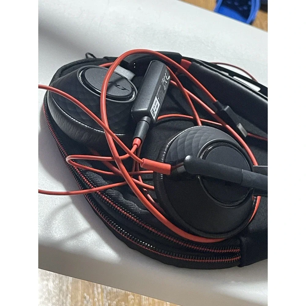 Duo Plantronics Poly Blackwire 5200 Series C5200 Wired USB-C w/ Soft Case
